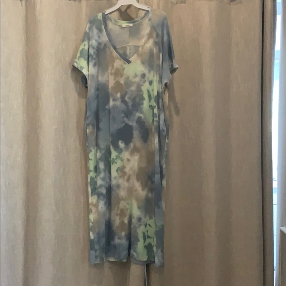Oversized tie dye maxi dress